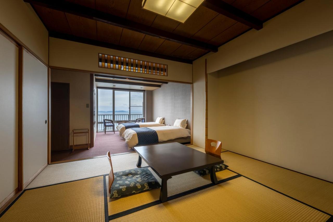 Awakan Sumoto Esterno foto